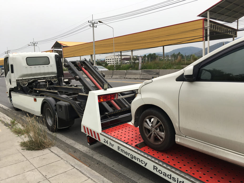 diferencia entre remolque y semirremolque